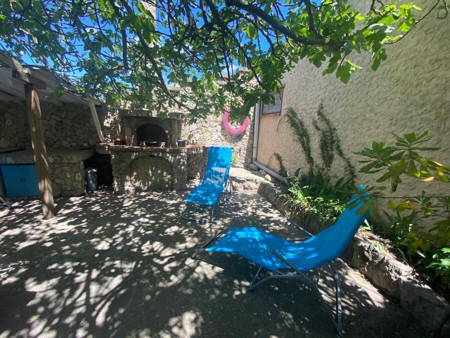 A L'Ombre Du Figuier ! Maisonnette Jardin / Parking / Proche Mer Фронтинян Екстериор снимка